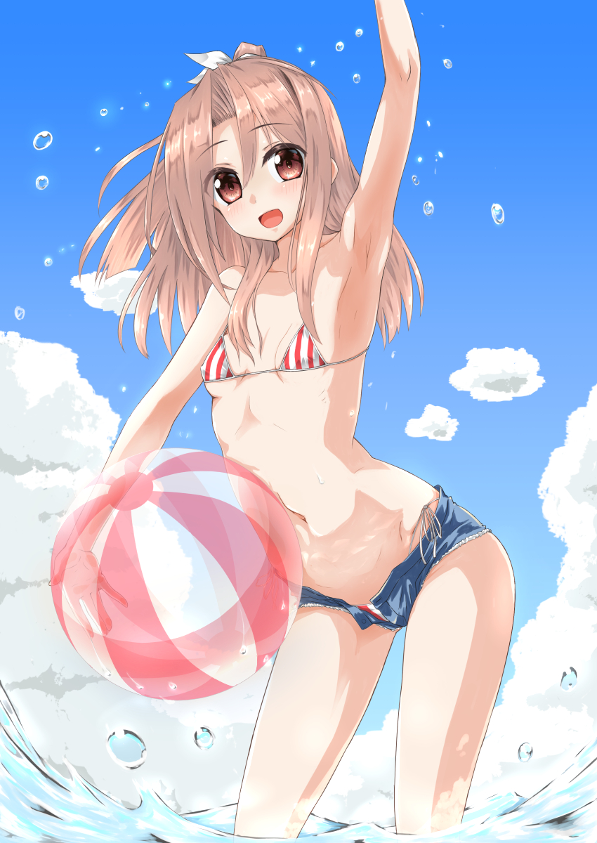 1girl ball beachball bikini blue_sky breasts brown_eyes brown_hair clouds commentary_request cowboy_shot denim denim_shorts high_ponytail highres kantai_collection koda light_brown_hair long_hair looking_at_viewer short_shorts shorts sky small_breasts smile soaking_feet solo standing striped striped_bikini swimsuit water waving zuihou_(kantai_collection)