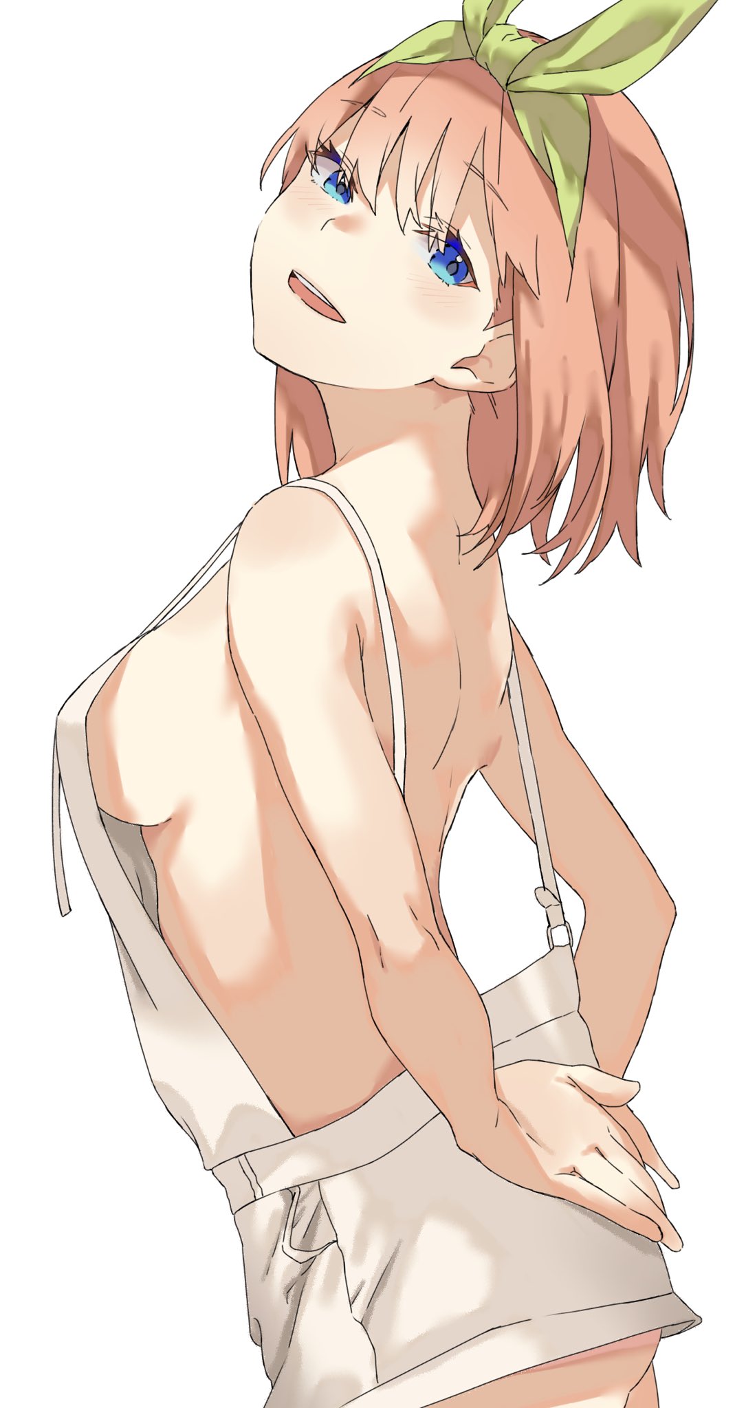 1girl ass bangs bare_arms bare_shoulders blush breasts brown_hair commentary_request eyebrows_visible_through_hair go-toubun_no_hanayome gob_susujiro green_ribbon hair_between_eyes hair_ribbon head_tilt highres looking_at_viewer looking_to_the_side medium_breasts nakano_yotsuba open_mouth overall_skirt ribbon sideboob simple_background smile solo upper_teeth white_background