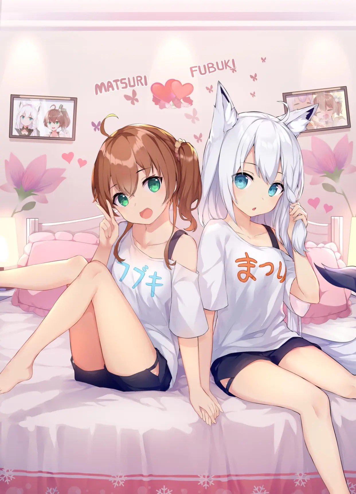 :d :o adjusting_hair ahoge animal_ear_fluff animal_ears bed bedroom blue_eyes blue_shorts braid brown_hair collarbone eyebrows_visible_through_hair fox_ears green_eyes hair_ornament hair_scrunchie highres holding_hands hololive looking_at_viewer natsuiro_matsuri off-shoulder_shirt off_shoulder open_mouth photo_(object) scrunchie shirakami_fubuki shirt shorts side_ponytail silver_hair single_braid sitting smile strap v virtual_youtuber wawazi