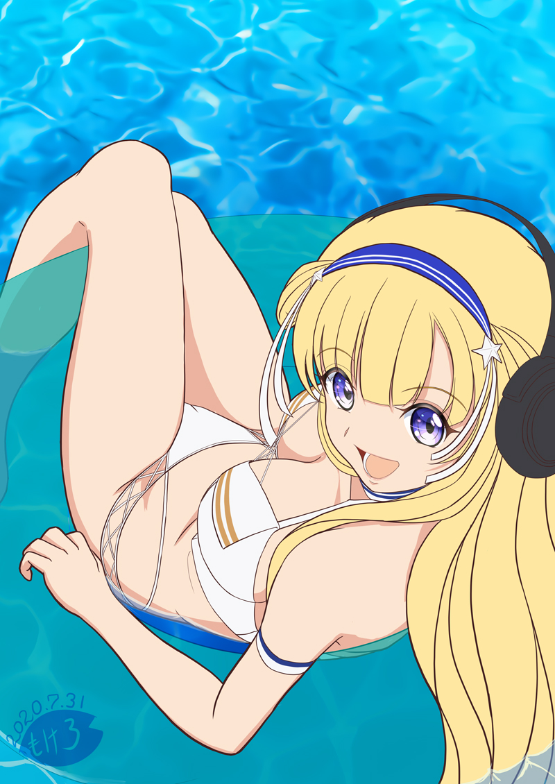 1girl artist_logo bikini blonde_hair blue_eyes breasts brown_eyes commentary_request dated double_bun fletcher_(kantai_collection) hair_ornament headphones innertube kantai_collection large_breasts long_hair looking_at_viewer mokerou remodel_(kantai_collection) smile solo star_(symbol) star_hair_ornament swimsuit water white_bikini