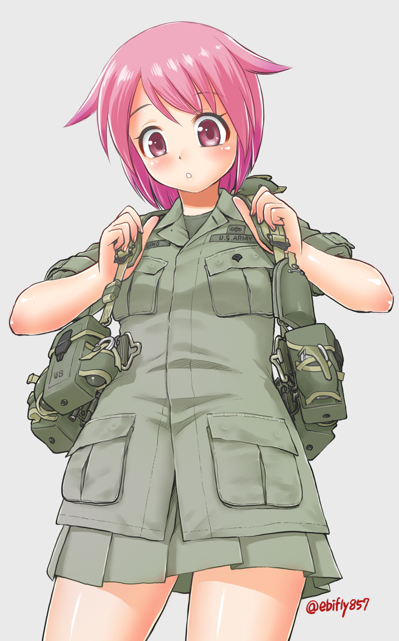 1girl blush cowboy_shot ebifly explosive eyebrows_visible_through_hair fingernails from_behind green_shirt green_skirt grenade grey_background hair_flaps hands_up highres looking_at_viewer looking_down military military_uniform original parted_lips pink_hair pleated_skirt pouch red_eyes shirt short_hair simple_background skirt soldier solo standing twitter_username uniform united_states_army