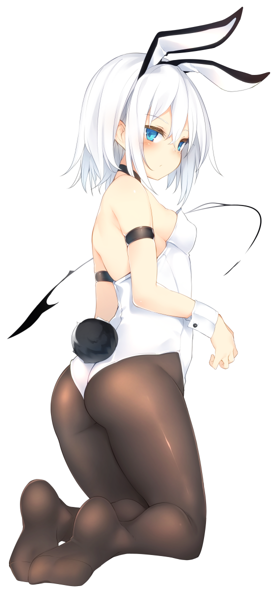 1girl animal_ears arm_strap armband ass bangs bare_shoulders black_legwear blue_eyes blush breasts bunny_girl bunny_tail bunnysuit closed_mouth commentary_request fake_animal_ears feet from_behind hair_between_eyes hair_ornament highres kneeling leotard looking_at_viewer looking_back medium_breasts no_shoes original otokuyou pantyhose rabbit_ears ringo-chan_(otokuyou) short_hair simple_background soles solo strapless strapless_leotard tail white_background white_hair white_leotard wrist_cuffs