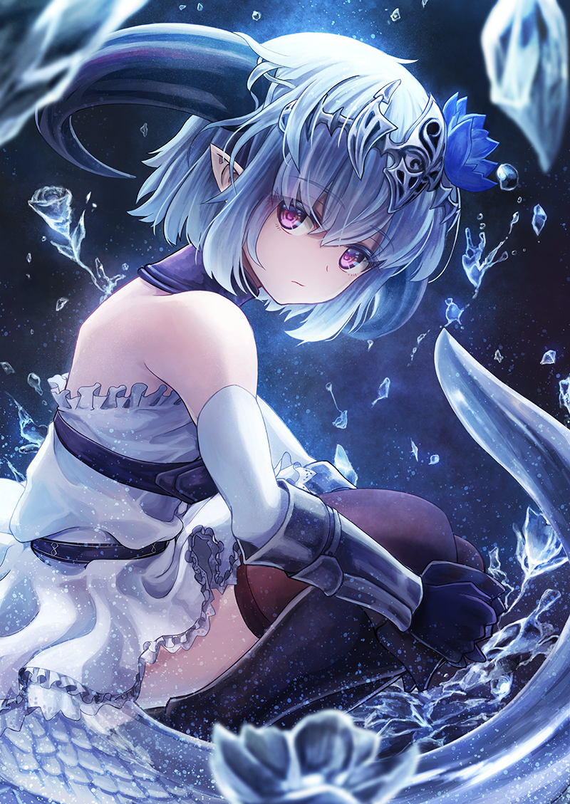 1girl bare_shoulders commentary_request detached_collar dragon_girl dragon_horns dragon_tail dress elbow_gloves eyebrows_visible_through_hair flower gauntlets gloves hair_between_eyes hair_flower hair_ornament horns ice_shard leg_hug looking_at_viewer looking_to_the_side pointy_ears shadowverse short_hair silver_hair solo strapless strapless_dress tail thigh-highs tiara violet_eyes white_dress whitefrost_dragonewt_filene windfeathers