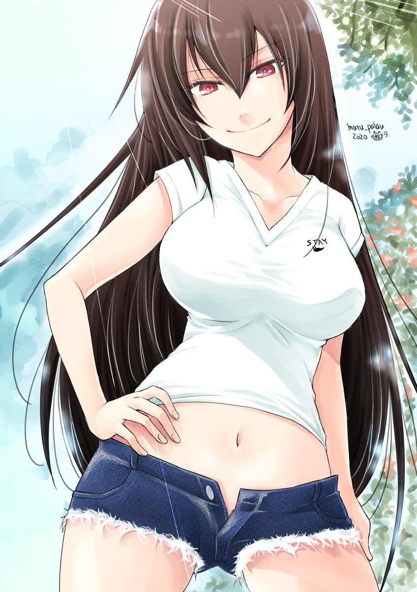 1girl alternate_costume bad_anatomy black_hair black_shorts casual commentary_request cutoffs denim denim_shorts hand_on_hip highres kantai_collection long_hair looking_at_viewer matsuura@parao nagato_(kantai_collection) navel open_fly red_eyes shirt short_shorts shorts solo t-shirt white_shirt