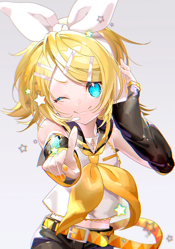 1girl arm_warmers bangs bare_shoulders belt black_shorts blonde_hair blue_eyes bow crop_top foreshortening grey_background hair_bow hair_ornament hairclip hand_on_headphones headphones index_finger_raised kagamine_rin looking_at_viewer nail_polish neckerchief one_eye_closed outstretched_arm sailor_collar sawashi_(ur-sawasi) school_uniform shirt short_hair shorts sleeveless sleeveless_shirt smile solo star_(symbol) swept_bangs upper_body vocaloid white_bow white_shirt yellow_nails yellow_neckwear