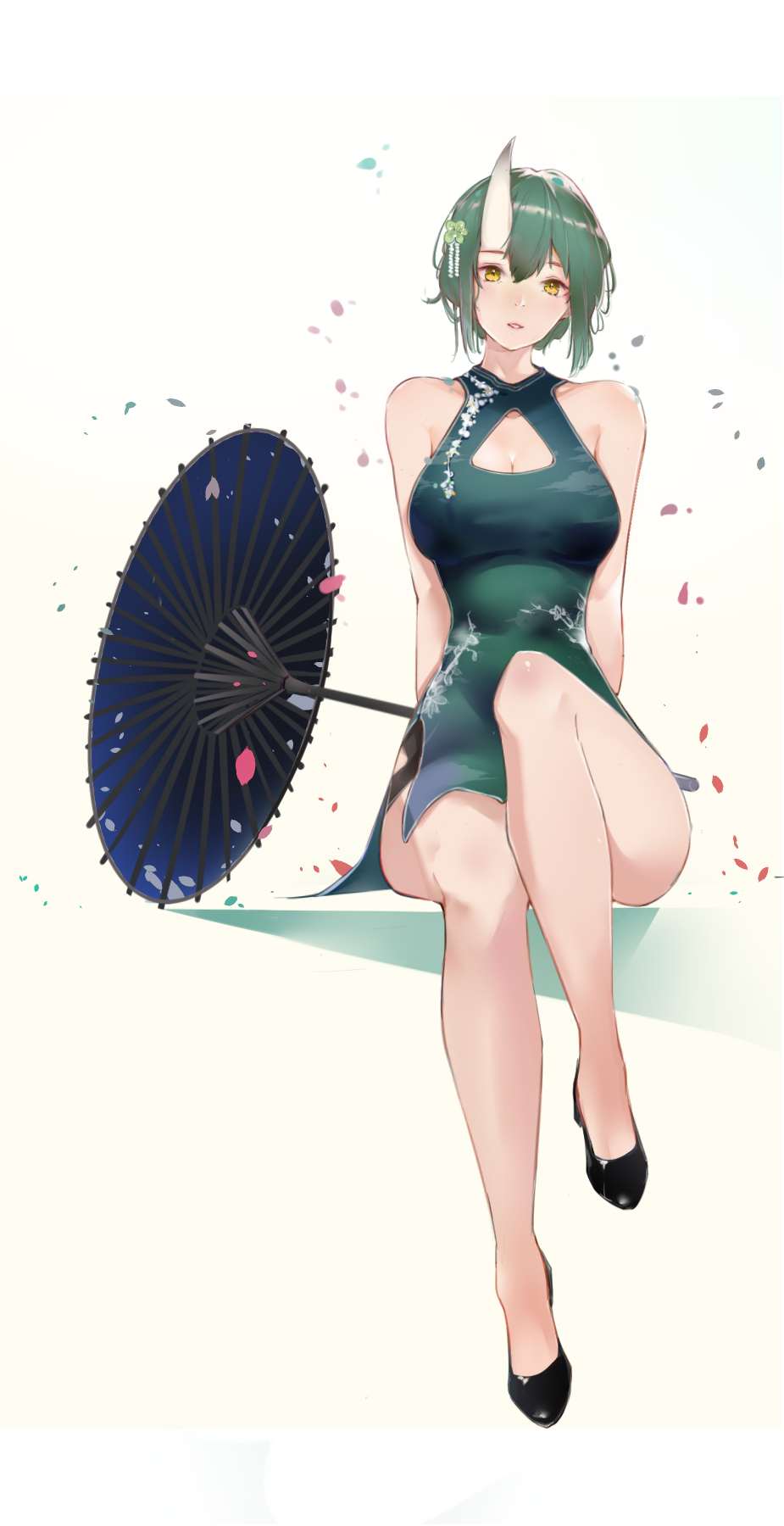 1girl alternate_costume alternate_hair_length alternate_hairstyle arknights bangs bare_legs bare_shoulders black_footwear blue_umbrella china_dress chinese_clothes commentary_request dress green_dress green_hair highres horns hoshiguma_(arknights) looking_at_viewer oriental_umbrella parted_lips petticoat scup short_dress short_hair single_horn sitting sleeveless sleeveless_dress solo umbrella yellow_eyes