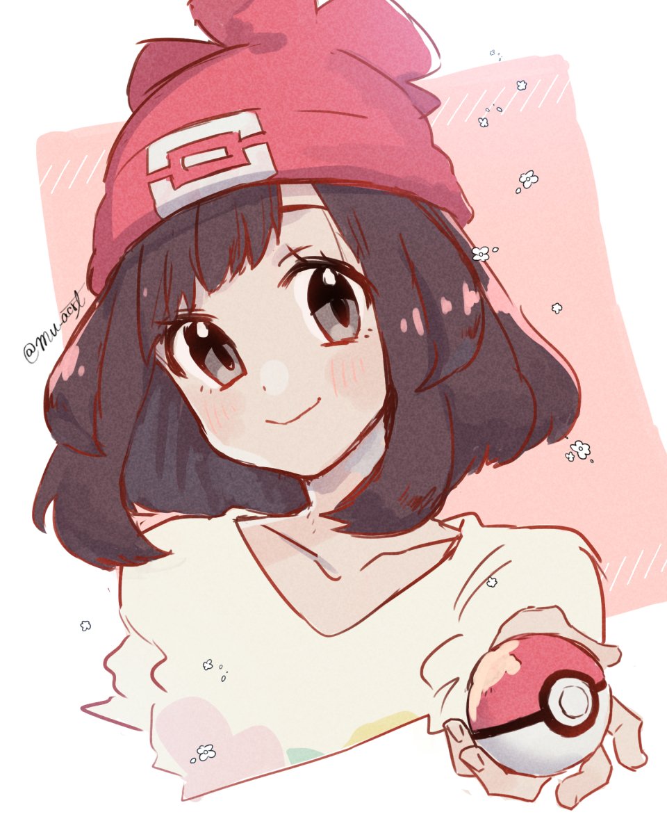 1girl bangs beanie black_hair closed_mouth collarbone commentary_request eyelashes floral_print grey_eyes hand_up hanenbo hat holding holding_poke_ball medium_hair poke_ball poke_ball_(basic) pokemon pokemon_(game) pokemon_sm red_headwear selene_(pokemon) shirt signature smile solo upper_body