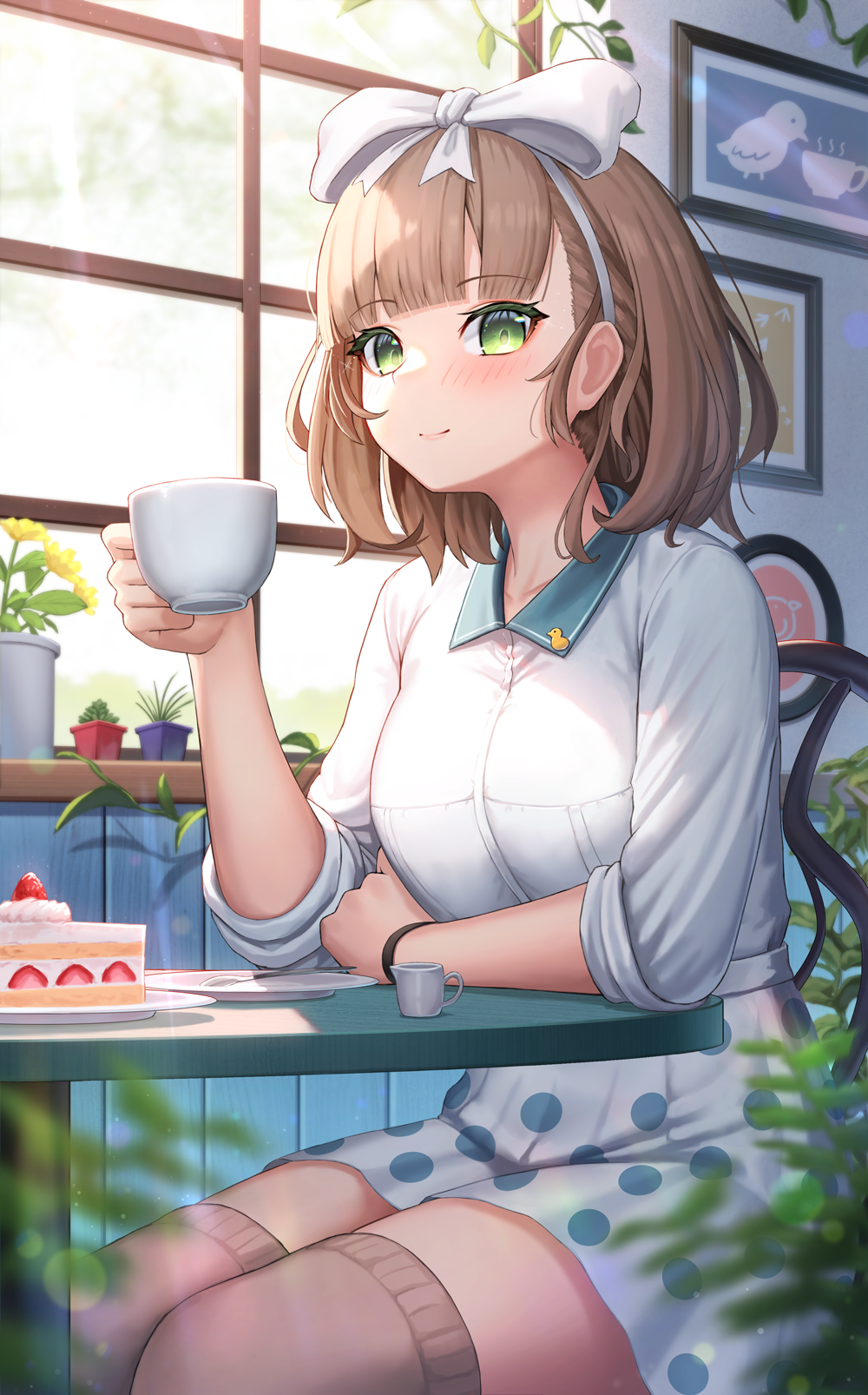 1girl arm_under_breasts asuka_hina bangs beret blunt_bangs blurry blush bokeh bow brown_hair brown_legwear cake cake_slice chair closed_mouth collared_shirt cup depth_of_field dress_shirt elbows_on_table feet_out_of_frame food green_eyes hair_bow hair_ornament hairband hand_up hat highres holding holding_cup indoors long_sleeves looking_at_viewer nijisanji painting_(object) picture_frame plant polka_dot_skirt potted_plant restaurant saucer shirt short_hair sitting skirt sleeves_rolled_up smile solo suraimu_(suraimuraimu) table thigh-highs virtual_youtuber white_shirt white_skirt window windowsill zettai_ryouiki