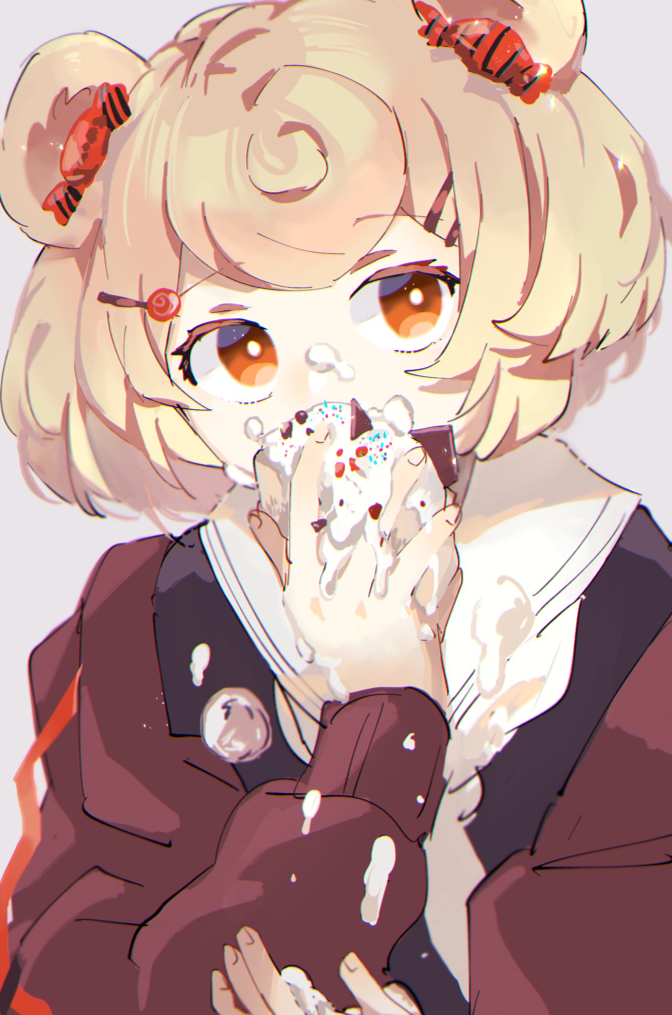 1girl animal_ears arknights bear_ears blonde_hair cake candy_hair_ornament commentary cream cream_on_body cream_on_face drop_shadow eating food food_on_face food_themed_hair_ornament grey_background gummy_(arknights) hair_ornament hairclip highres holding holding_food miyachi_(tanya_visha) off-shoulder_jacket red_eyes sailor_collar school_uniform short_hair simple_background solo symbol_commentary upper_body white_sailor_collar