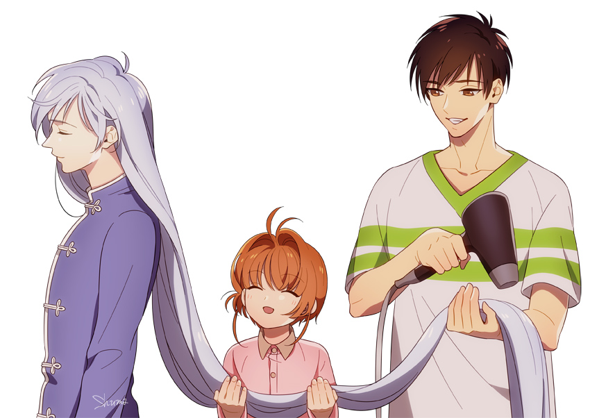 1girl 2boys androgynous antenna_hair anxia artist_name brown_hair cardcaptor_sakura casual chinese_clothes closed_eyes from_side grin hair_dryer hairdressing happy holding holding_hair kinomoto_sakura kinomoto_touya long_hair multiple_boys profile shirt short_hair signature silver_hair smile t-shirt very_long_hair white_background yue_(ccs)