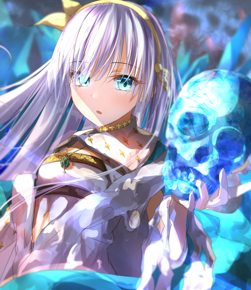 1girl anastasia_(fate) bangs blue_cloak blue_eyes blurry blurry_background cloak commentary crystal_skull depth_of_field dress english_commentary eyebrows_visible_through_hair fate/grand_order fate_(series) hair_over_one_eye hand_up highres holding holding_skull long_hair looking_at_viewer parted_lips royal_robe sakazakinchan silver_hair skull solo upper_body very_long_hair white_dress