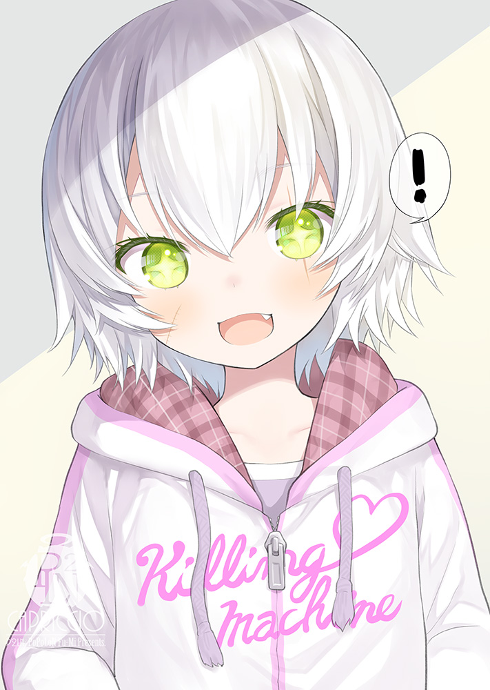 ! +_+ 1girl :d artist_name bangs blush capriccio clothing_cutout commentary_request drawstring english_text eyebrows_visible_through_hair facial_scar fang fate/apocrypha fate_(series) grey_shirt hair_between_eyes hood hood_down hooded_jacket jack_the_ripper_(fate/apocrypha) jacket looking_at_viewer open_mouth plaid scar scar_across_eye scar_on_cheek shirt short_hair smile solo spoken_exclamation_mark upper_body white_hair white_jacket