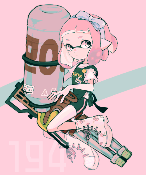 1girl apron artist_name bangs black_apron black_shorts blue_ribbon blunt_bangs boots closed_mouth commentary cross-laced_footwear domino_mask floating gym_shorts hair_ribbon holding holding_weapon hydra_splatling_(splatoon) imaikuy0 inkling inkling_(language) lace-up_boots looking_at_viewer mask no_socks pink_eyes pink_hair pointy_ears ribbon shirt short_hair short_shorts shorts single_vertical_stripe solo splatoon_(series) splatoon_2 straight-laced_footwear symbol_commentary t-shirt tentacle_hair weapon white_footwear white_shirt