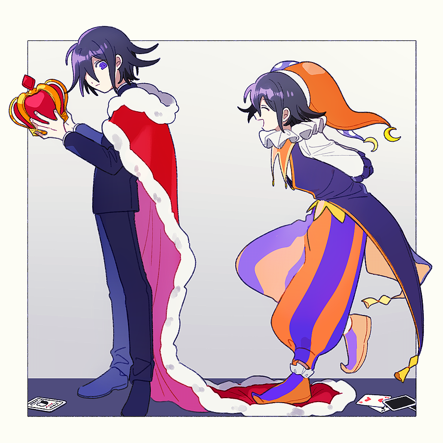 1202_koge 1boy ahoge border cape card closed_eyes commentary crown dangan_ronpa flipped_hair fur-trimmed_cape fur_trim hair_over_one_eye hands_up hat holding holding_crown jacket jester jester_cap long_sleeves looking_at_viewer male_focus multicolored_pants multiple_views neck_ruff new_dangan_ronpa_v3 orange_pants ouma_kokichi outside_border pants playing_card puffy_pants purple_blazer purple_hair purple_pants red_cape shoes short_hair standing striped striped_pants symbol_commentary violet_eyes white_border