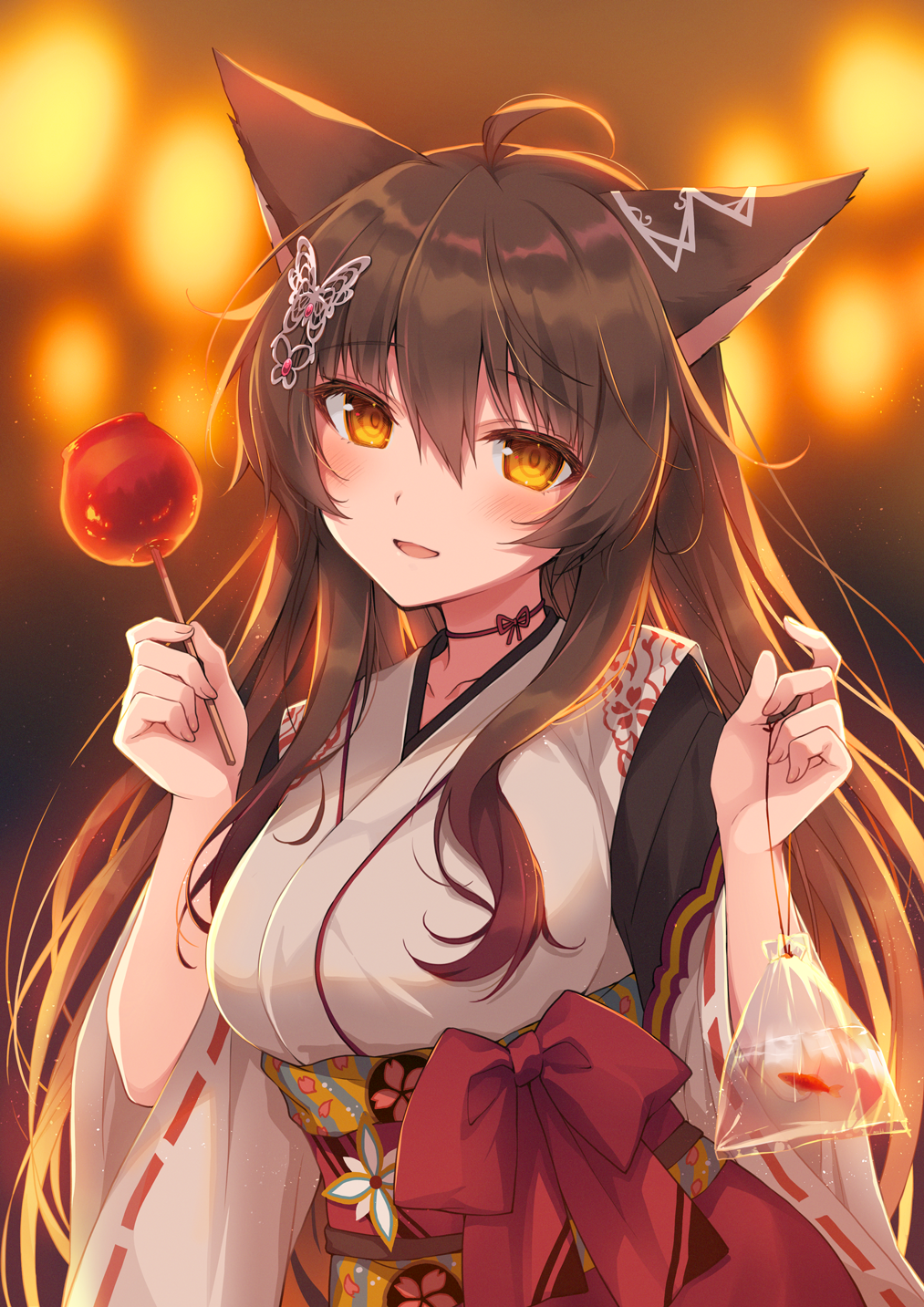 1girl 2980 :d ahoge animal_ears bag bagged_fish bangs blurry blurry_background blush bow brown_hair butterfly_hair_ornament candy_apple choker commentary_request depth_of_field eyebrows_visible_through_hair fish food fox_ears fox_girl fumi_(nijisanji) hair_ornament highres holding holding_food japanese_clothes kimono long_hair long_sleeves looking_at_viewer nijisanji obi open_mouth orange_eyes red_bow red_choker red_ribbon ribbon ribbon-trimmed_sleeves ribbon_choker ribbon_trim sash smile solo upper_body very_long_hair virtual_youtuber white_kimono wide_sleeves