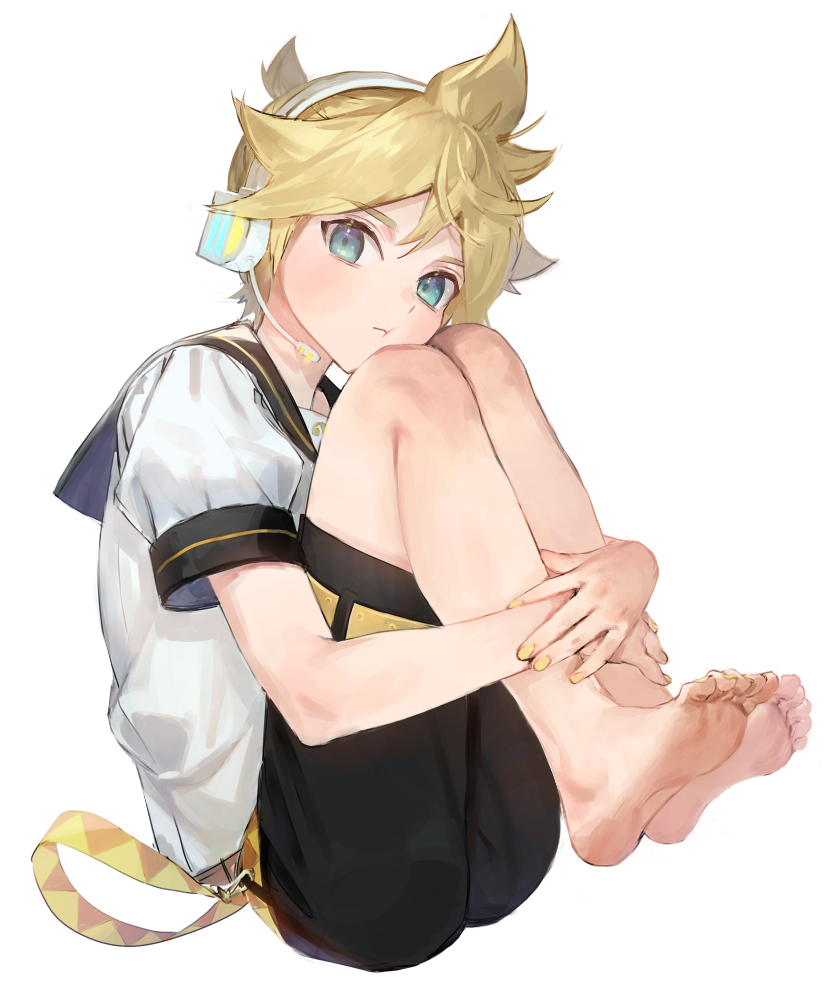 1boy :t barefoot blonde_hair blue_eyes feet full_body headset kagamine_len male_focus naoko_(naonocoto) sailor_collar shorts simple_background solo vocaloid white_background yellow_nails
