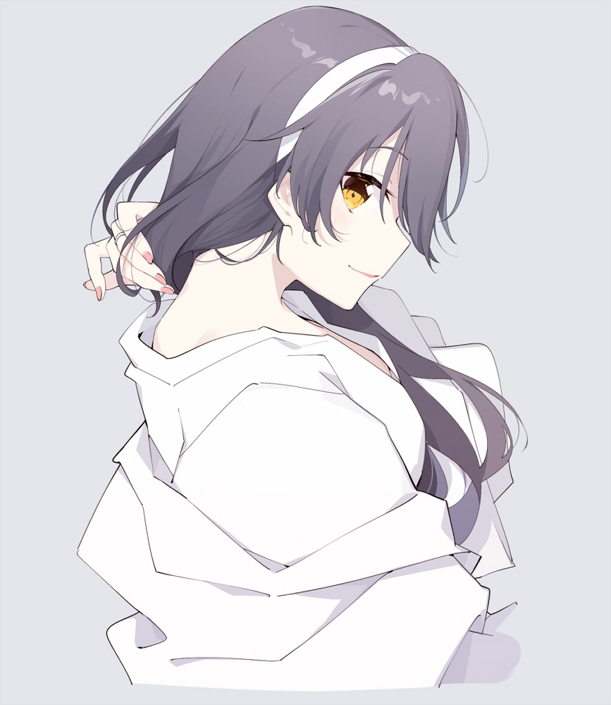 1girl from_side grey_background hair_over_shoulder hairband haruna_(kantai_collection) ieufg kantai_collection long_hair looking_at_viewer simple_background smile solo tagme upper_body white_hairband yellow_eyes