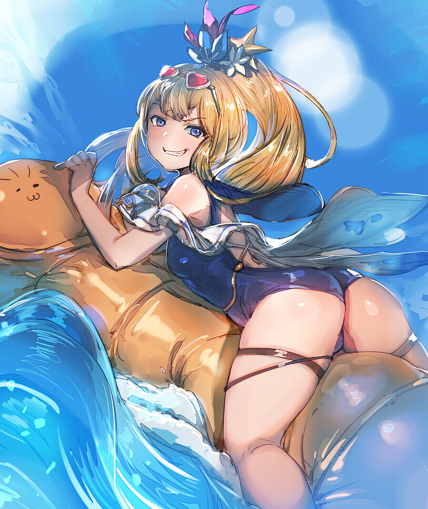 1girl :d ass baerun blonde_hair blue_sky blue_swimsuit blurry bokeh bow_(bhp) cagliostro_(granblue_fantasy) day depth_of_field evil_grin evil_smile eyewear_on_head granblue_fantasy grin heart heart-shaped_eyewear kneepits long_hair looking_at_viewer looking_back ocean one-piece_swimsuit open_mouth outdoors ponytail red-tinted_eyewear skindentation sky smile solo sunglasses swimsuit thigh_strap violet_eyes waves
