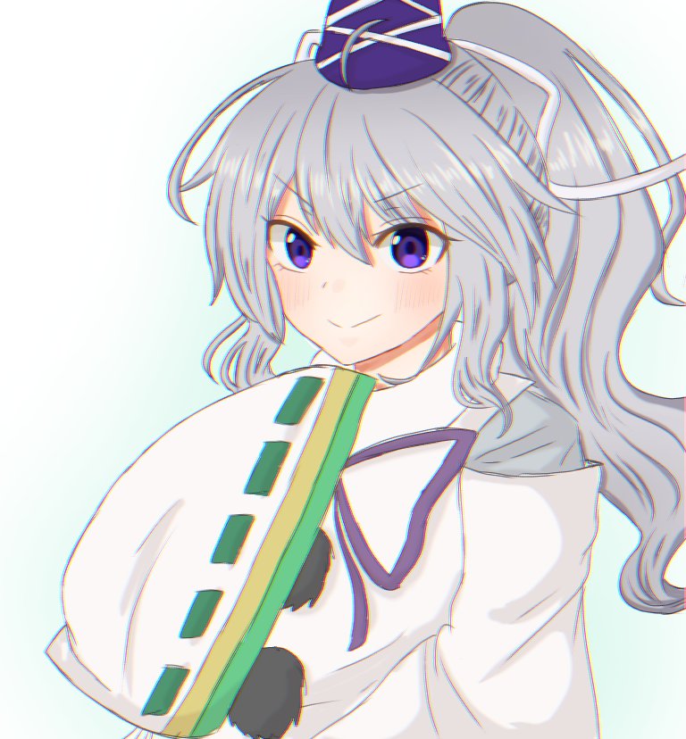 1girl :&gt; ahoge blue_headwear blush chromatic_aberration closed_mouth commentary_request eyebrows_visible_through_hair gradient gradient_background grey_hair hair_between_eyes hat japanese_clothes kariginu long_hair mononobe_no_futo pipita pom_pom_(clothes) ponytail purple_ribbon ribbon shirt simple_background sleeves_past_fingers sleeves_past_wrists solo tate_eboshi touhou turtleneck upper_body v-shaped_eyebrows violet_eyes white_background white_shirt wide_sleeves