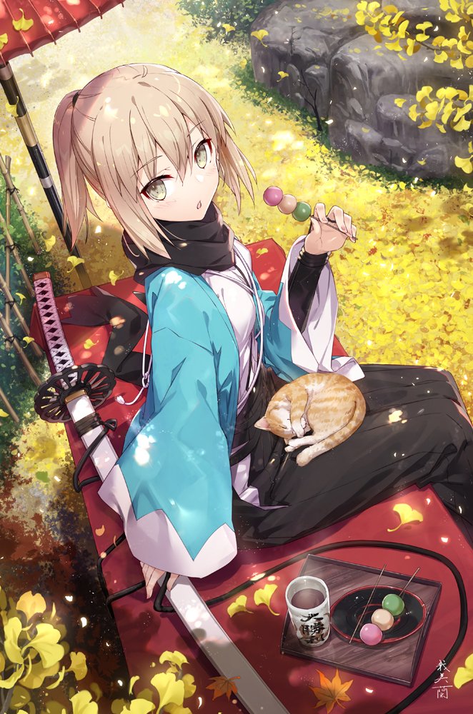 1girl ahoge black_scarf blonde_hair bow eyebrows_visible_through_hair fate/grand_order fate_(series) gabiran hair_between_eyes half_updo haori holding holding_sword holding_weapon japanese_clothes katana kimono koha-ace long_sleeves looking_at_viewer obi okita_souji_(fate) okita_souji_(fate)_(all) outdoors sash scabbard scarf sheath shinsengumi short_hair short_kimono sidelocks sitting solo sword weapon white_kimono wide_sleeves yellow_eyes