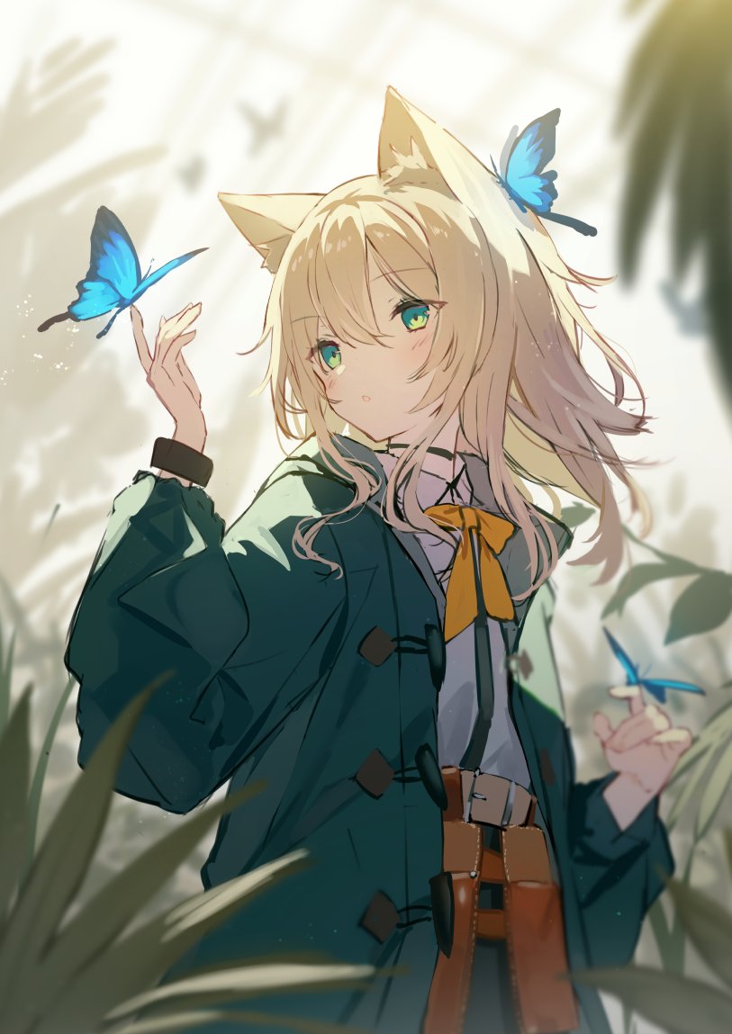 1girl animal_ear_fluff animal_ears arknights belt black_wristband blonde_hair blue_butterfly blurry bow bug butterfly commentary depth_of_field dog_ears eyebrows_visible_through_hair green_eyes green_jacket hand_up insect jacket light_blush long_hair looking_at_animal open_clothes open_jacket plant podenco_(arknights) shirt solo sutorora white_shirt wristband yellow_bow