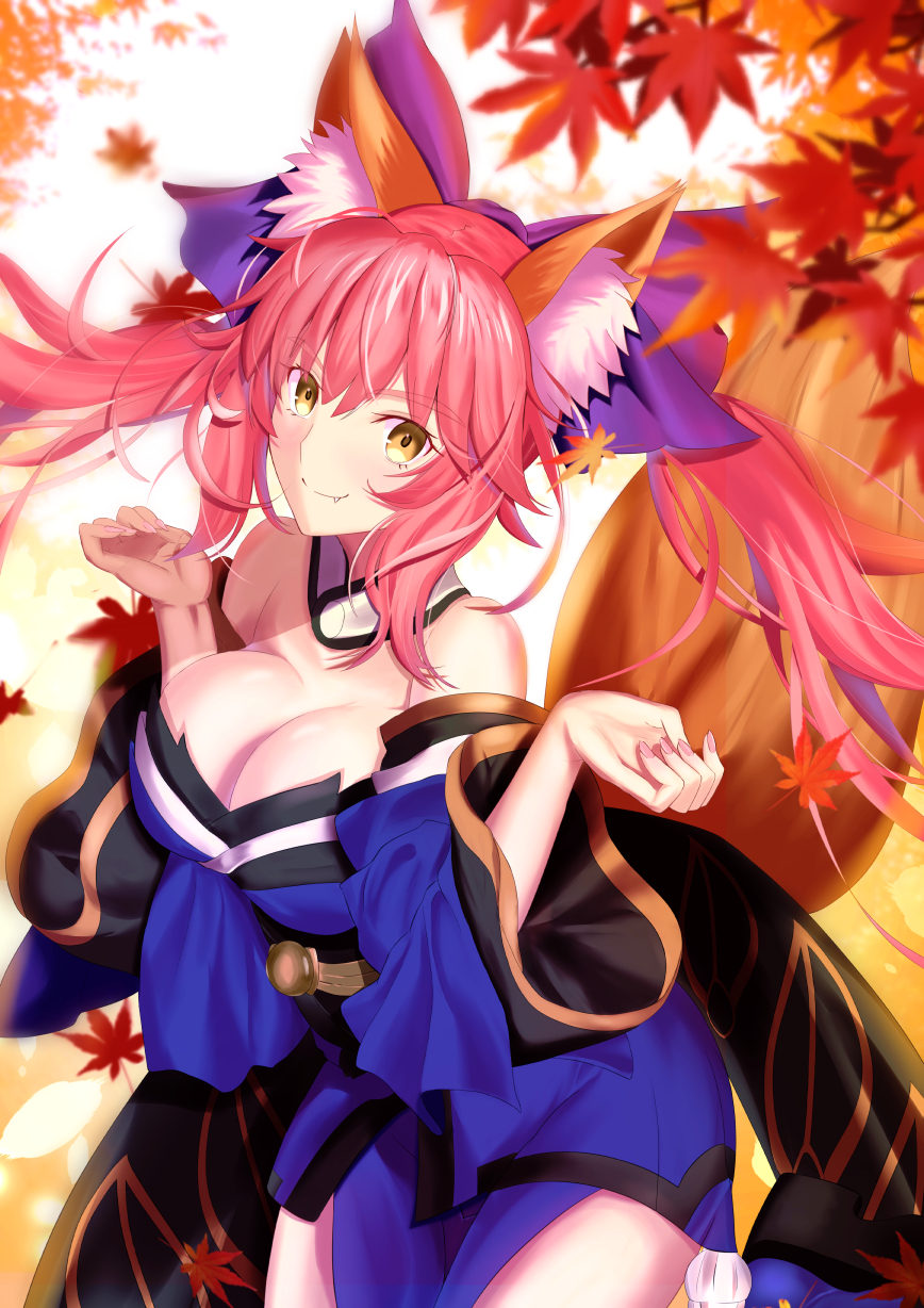 1girl animal_ear_fluff animal_ears autumn_leaves bangs bare_shoulders blue_kimono blush breasts closed_mouth detached_collar fate/extra fate_(series) fox_ears fox_girl fox_tail highres japanese_clothes kimono large_breasts long_hair long_sleeves looking_at_viewer neko_daruma off_shoulder pelvic_curtain pink_hair sash sidelocks tail tamamo_(fate)_(all) tamamo_no_mae_(fate) twintails wide_sleeves yellow_eyes