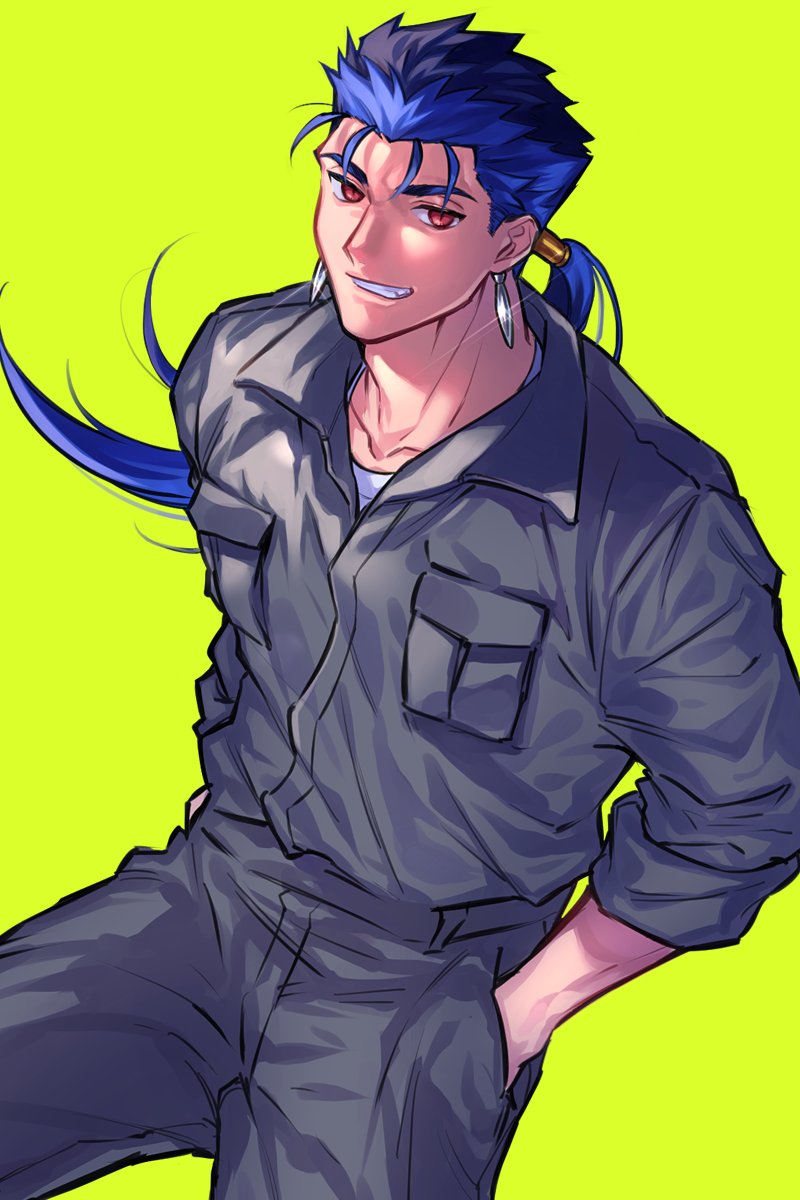 1boy alternate_costume beads blue_hair closed_mouth cowboy_shot cu_chulainn_(fate)_(all) earrings fate/stay_night fate_(series) floating_hair green_background grin hair_beads hair_ornament hands_in_pockets highres jewelry jumpsuit lancer long_hair looking_at_viewer male_focus ponytail red_eyes simple_background slit_pupils smile solo spiky_hair type-moon uni_(nico02)
