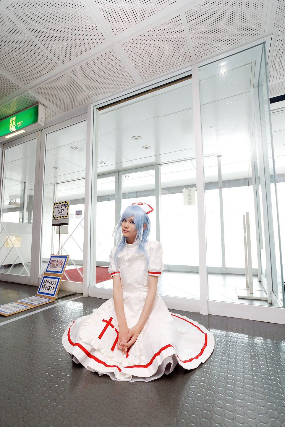 blue_hair cosplay kouno_tooru kouzuki_suzuka nurse nurse_uniform photo princess_princess