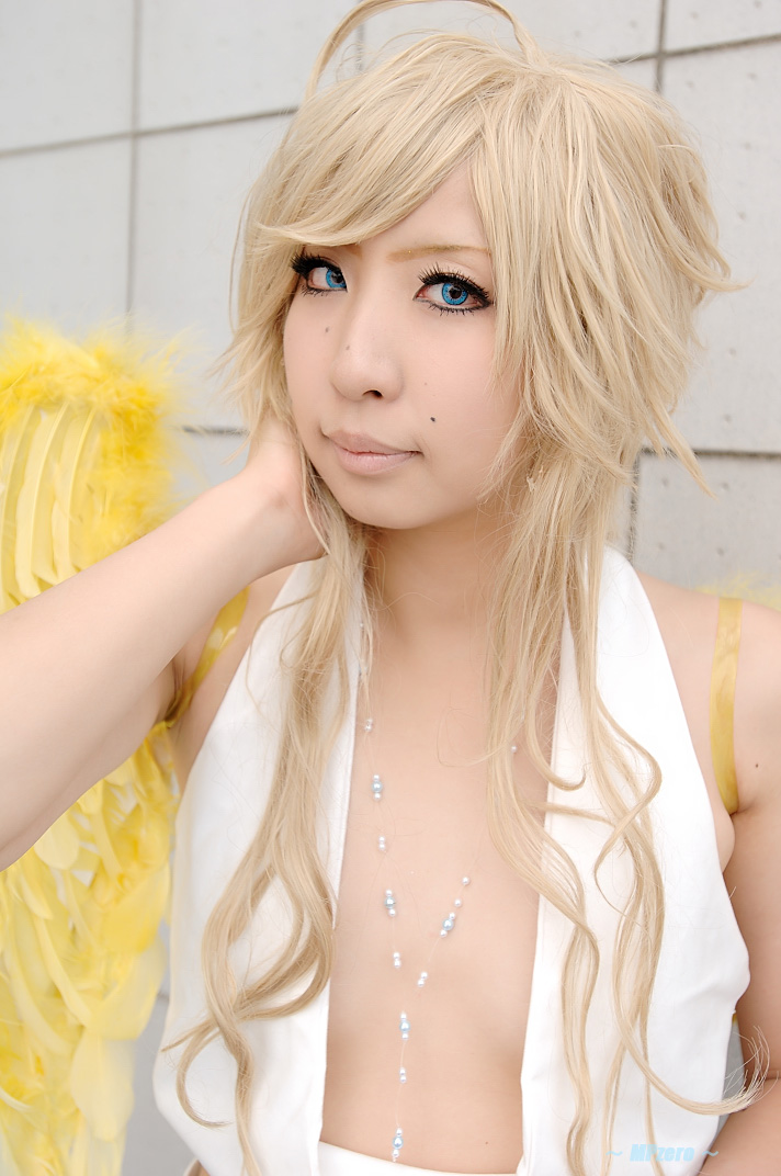 benten blonde_hair cosplay halter_top naka_aru photo shorts wings zone-00