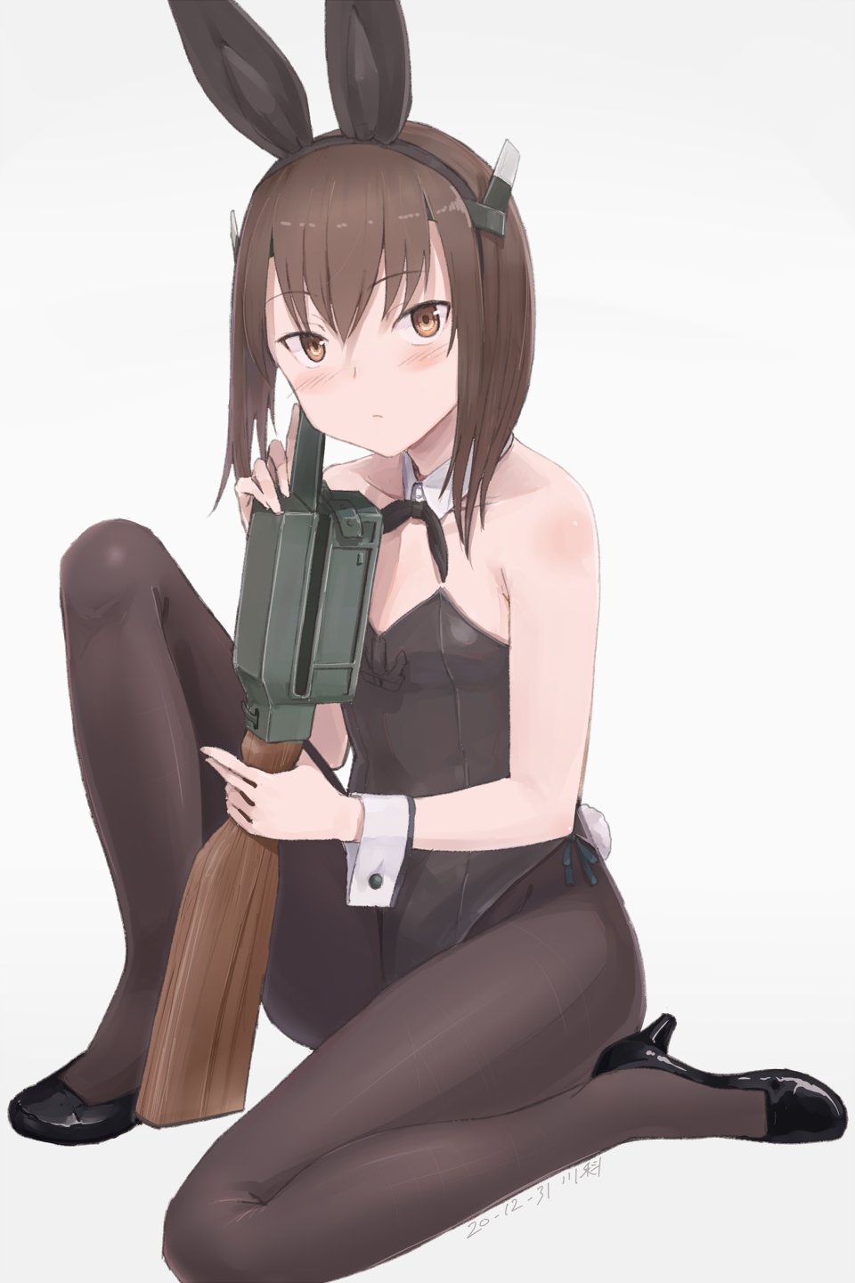 1girl alternate_costume animal_ears black_footwear black_legwear black_leotard blush brown_eyes brown_hair bunny_tail closed_mouth dated detached_collar fake_animal_ears flat_chest grey_background gun headgear high_heels highres holding holding_gun holding_weapon kantai_collection kawashina_(momen_silicon) leotard pantyhose playboy_bunny rabbit_ears short_hair signature simple_background sitting solo taihou_(kantai_collection) tail weapon wrist_cuffs