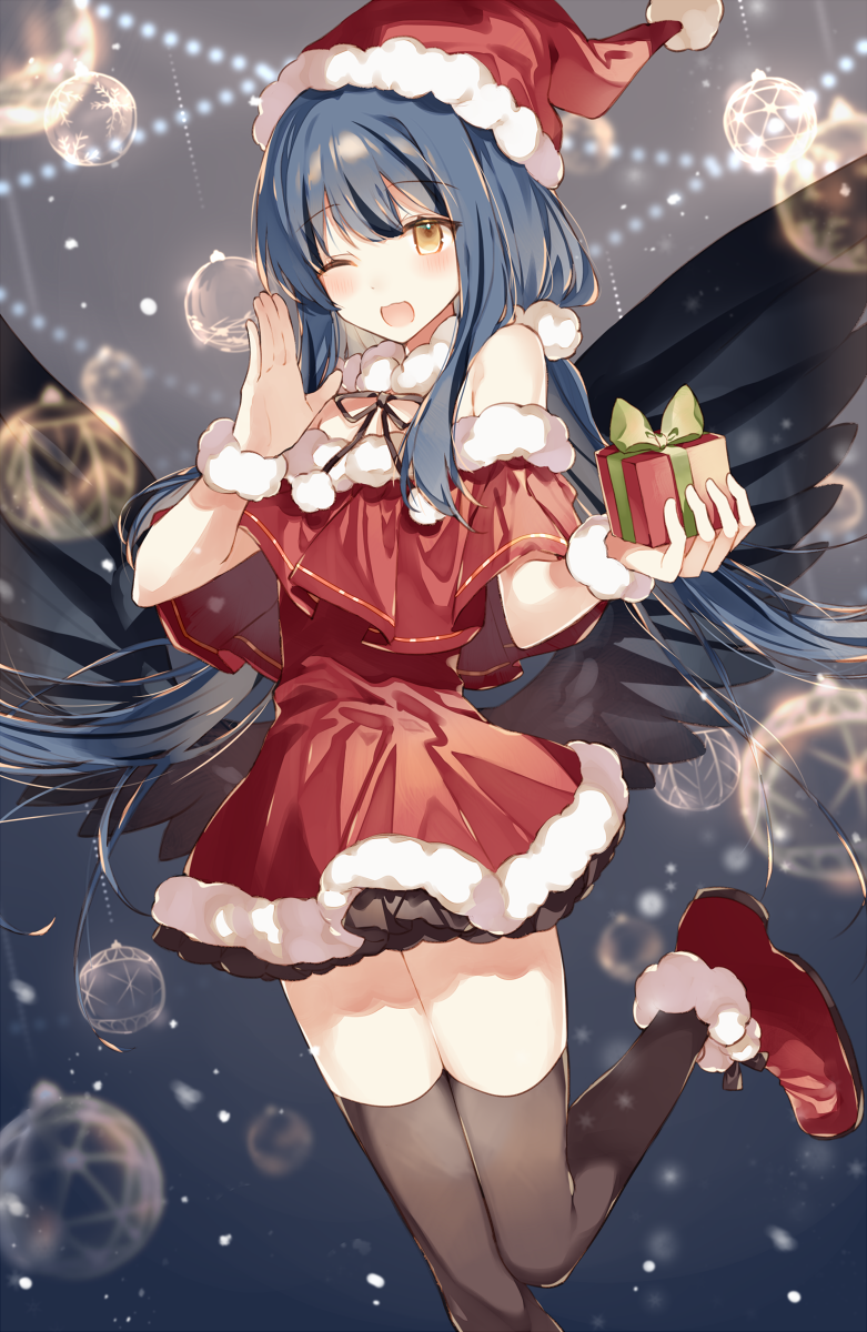 1girl ;d bare_shoulders bauble black_bow black_legwear black_ribbon blue_background blue_hair blush bow christmas christmas_ornaments dress en_(shisui_no_utage) eyebrows_visible_through_hair feathered_wings feet_out_of_frame fur-trimmed_dress fur-trimmed_footwear fur-trimmed_headwear fur_trim gift hat highres holding holding_gift long_hair looking_at_viewer off-shoulder_dress off_shoulder one_eye_closed open_mouth original pom_pom_(clothes) red_dress red_footwear red_headwear ribbon santa_costume santa_hat smile solo standing standing_on_one_leg thigh-highs wings wrist_cuffs yellow_eyes