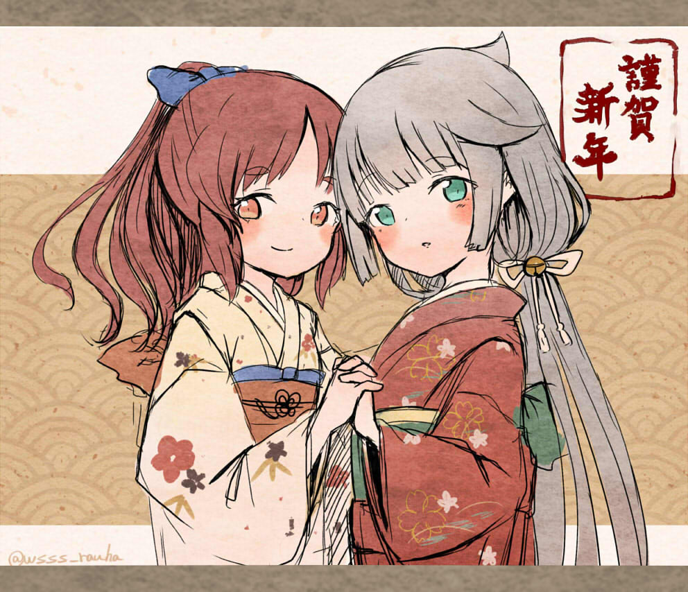 2girls alternate_costume bell brown_eyes brown_hair commentary_request cowboy_shot floral_print green_eyes grey_hair hair_bell hair_ornament holding_hands japanese_clothes jingle_bell kantai_collection kimono long_hair looking_at_viewer low_twintails mikura_(kantai_collection) multiple_girls new_year red_kimono twintails wavy_hair white_kimono wss_(nicoseiga19993411) yashiro_(kantai_collection)