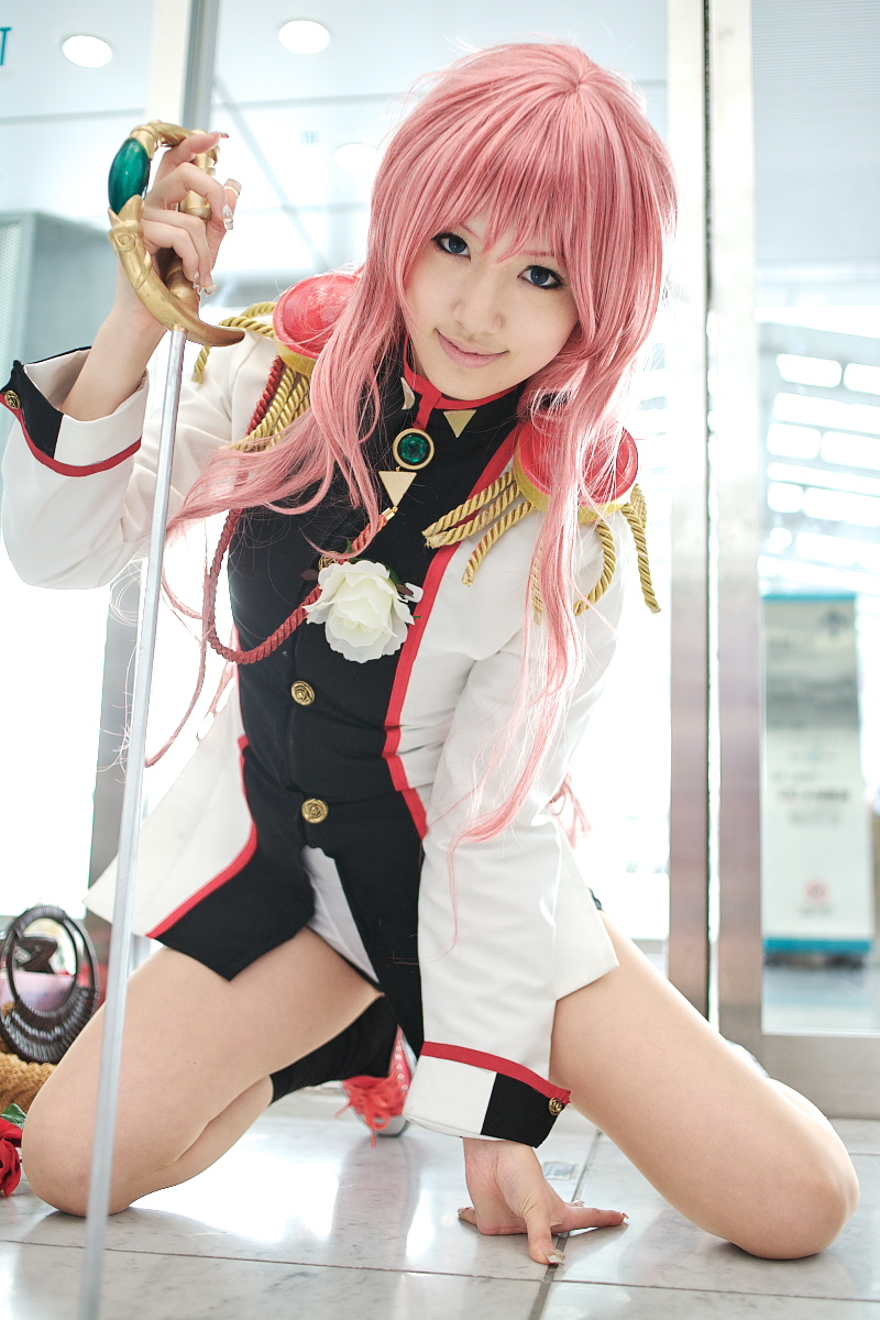 blue_eyes cosplay photo pink_hair revolutionary_girl_utena rose roses saya sword tenjou_utena tenjou_utena_(cosplay) uniform