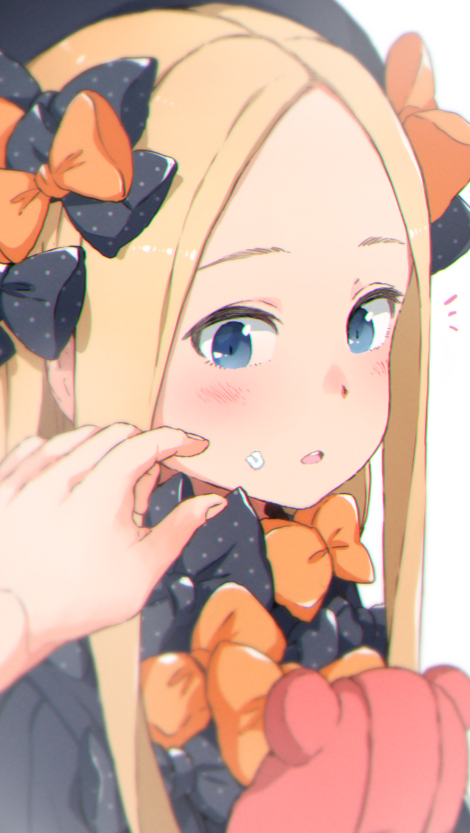 1girl abigail_williams_(fate/grand_order) bangs black_bow black_dress black_headwear blonde_hair blue_eyes blush bow dress fate/grand_order fate_(series) food food_on_face forehead gomennasai hair_bow hat highres long_hair looking_at_viewer notice_lines orange_bow out_of_frame parted_bangs parted_lips polka_dot polka_dot_bow simple_background solo_focus stuffed_animal stuffed_toy teddy_bear upper_teeth white_background