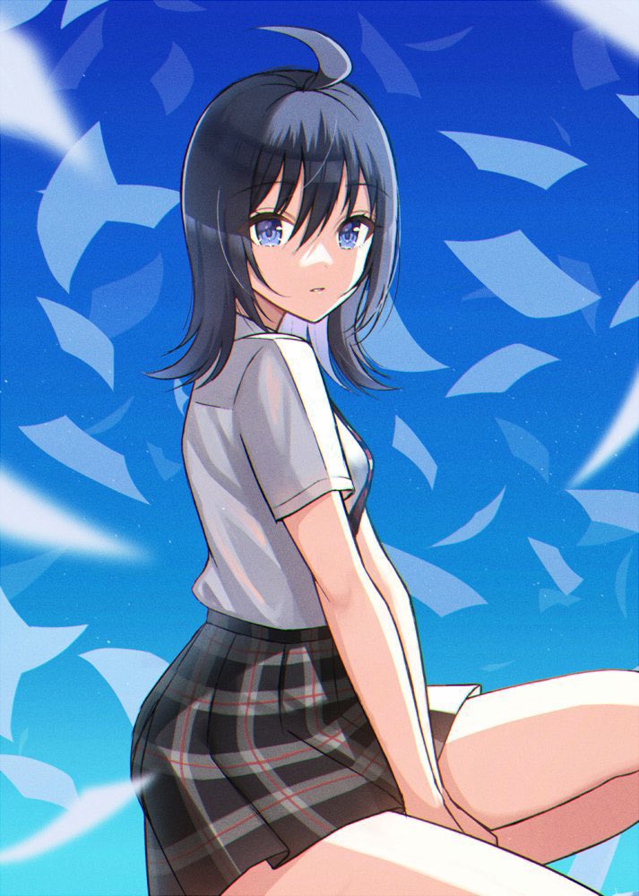 1girl ahoge bangs black_hair black_skirt blue_eyes breasts collared_shirt commentary_request eyebrows_visible_through_hair hair_between_eyes looking_at_viewer looking_to_the_side minatoasu necktie original parted_lips plaid plaid_skirt pleated_skirt school_uniform shirt short_sleeves skirt small_breasts solo white_shirt