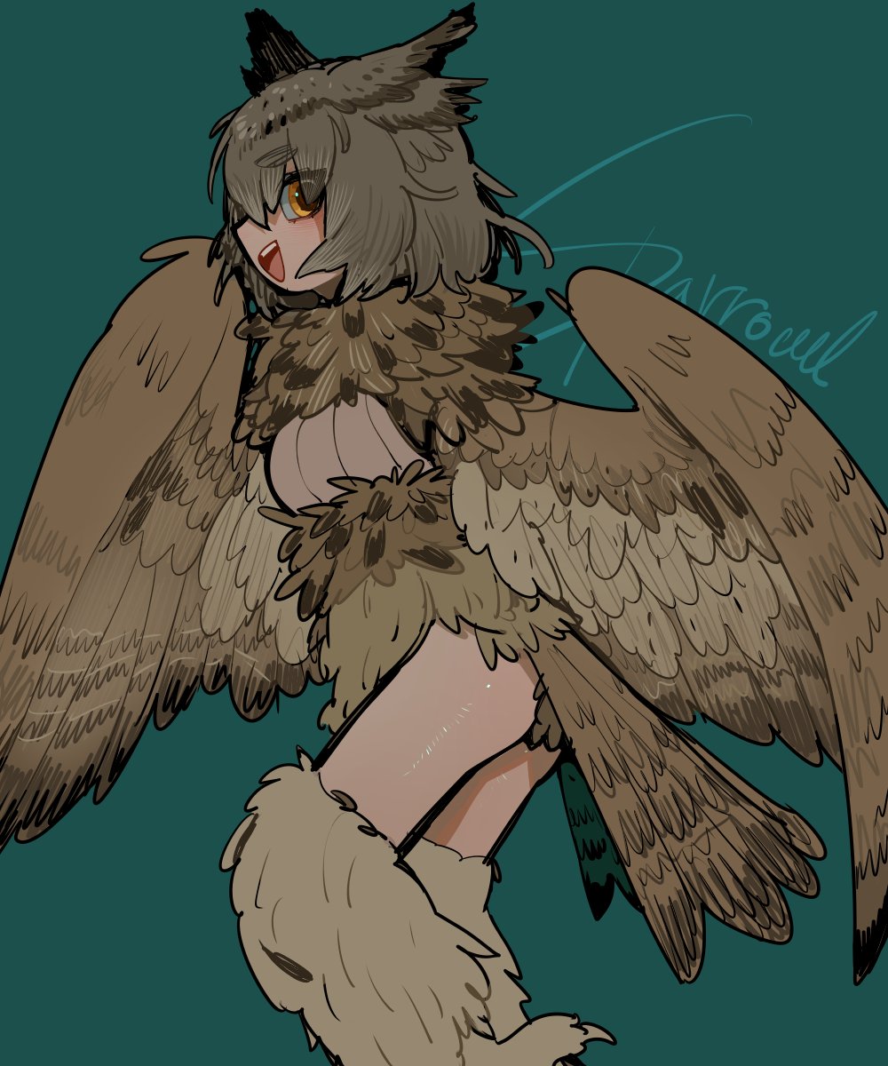 1girl artist_name brown_feathers feathered_wings feathers green_background harpy head_feathers highres monster_girl monster_girl_encyclopedia neck_ruff open_mouth owl_mage_(monster_girl_encyclopedia) simple_background solo sparrowl tail tail_feathers thighs winged_arms wings yellow_eyes