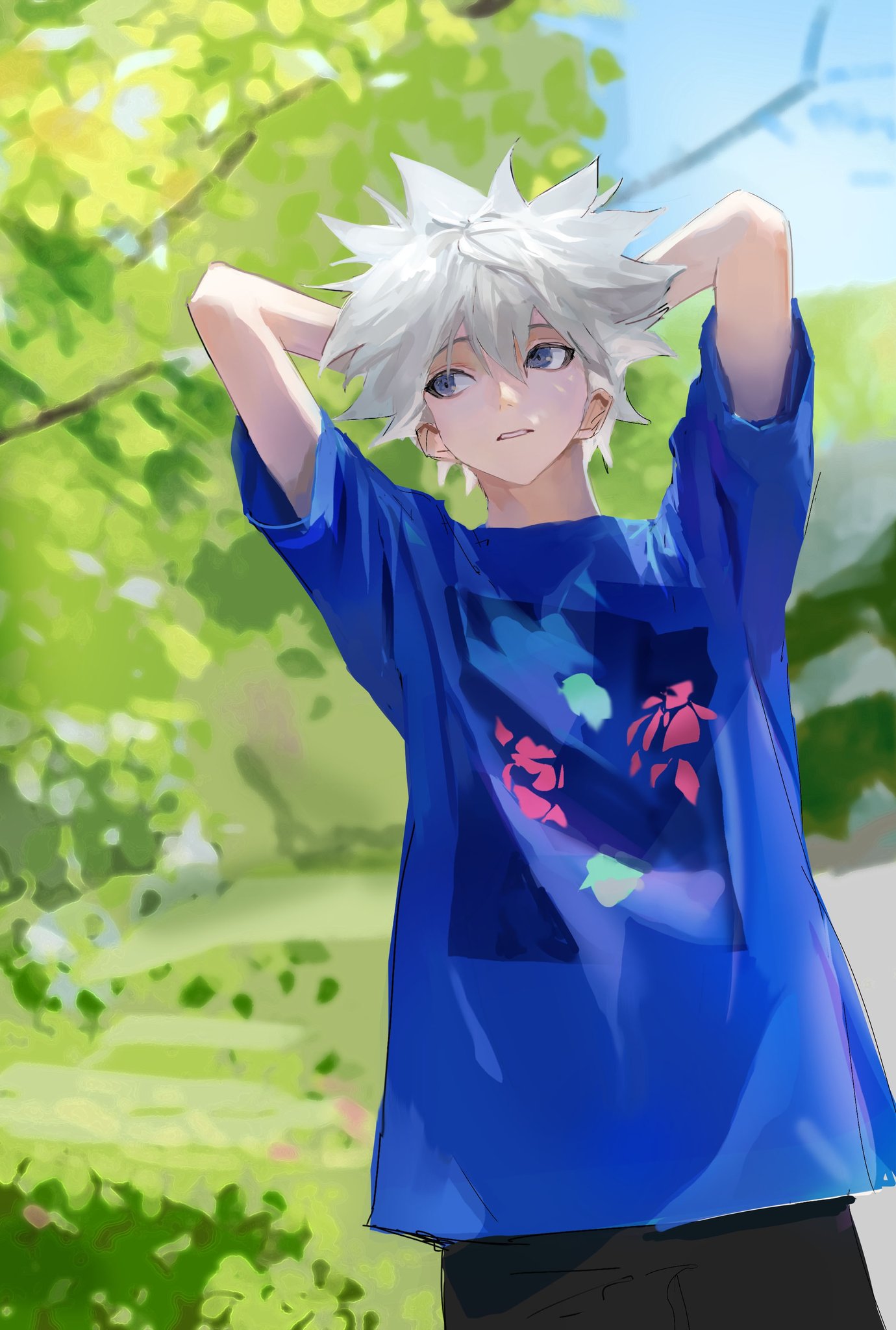 1boy alternate_costume arms_behind_head arms_up black_shorts blue_eyes blue_shirt day et_atr3 hair_between_eyes highres hunter_x_hunter killua_zoldyck korean_commentary male_focus outdoors shirt shorts silver_hair solo t-shirt tree