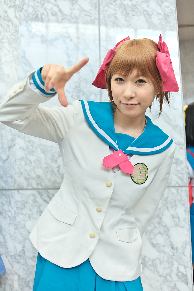 amami_haruka chippi cosplay hairbows idolmaster photo sailor_uniform school_uniform