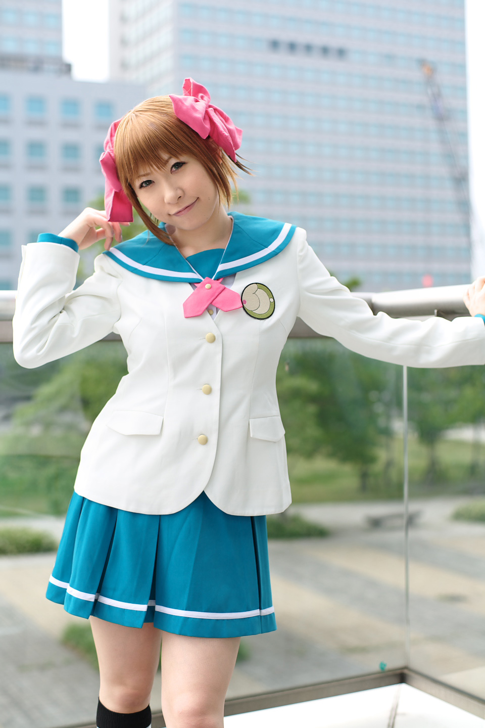 amami_haruka chippi cosplay hairbows idolmaster knee_socks photo sailor_uniform school_uniform