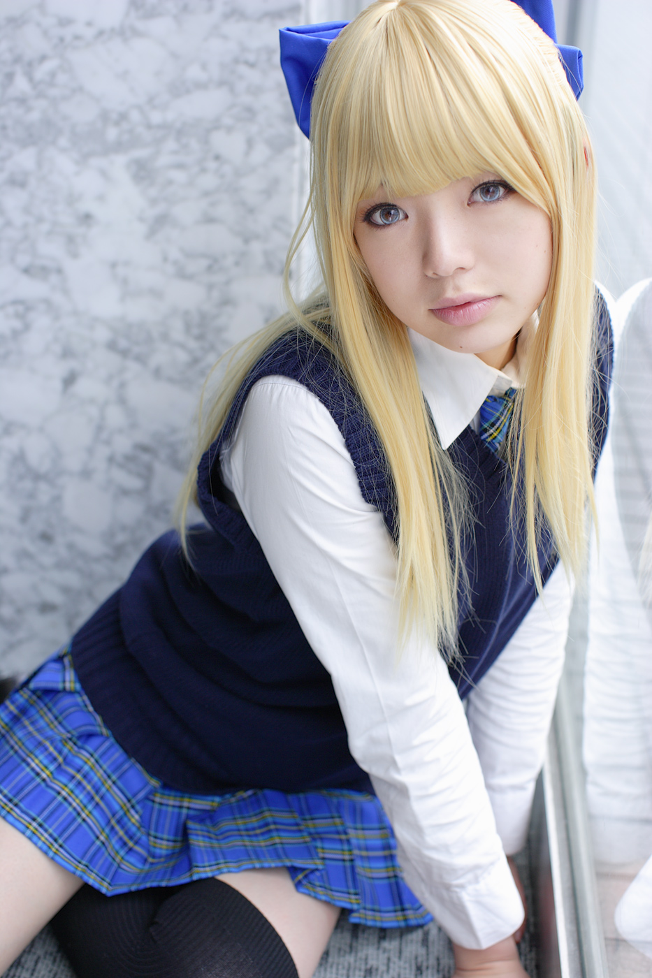 blonde_hair cosplay hair_bow namada photo school_uniform sweater thigh-highs