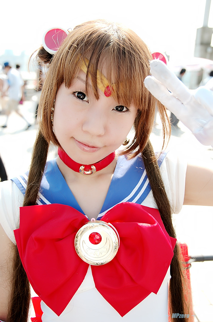 bishoujo_senshi_sailor_moon cosplay hairpods sailor_moon school_uniform tsukino_usagi twintails