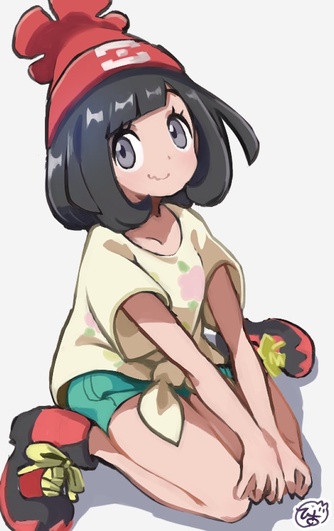 1girl beanie black_hair blush collarbone green_shorts grey_background hat hiisu_(s-1104-d) looking_at_viewer pokemon pokemon_(game) pokemon_sm red_headwear selene_(pokemon) shirt short_shorts short_sleeves shorts signature simple_background smile solo tied_shirt