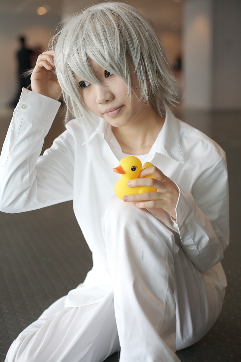 cosplay death_note dress_shirt haruta_mochiko near pants rubber_duck short_hair silver_hair