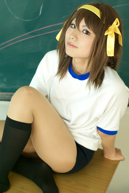 cosplay gym_uniform hair_ribbons kneehighs kurenai suzumiya_haruhi suzumiya_haruhi_no_yuuutsu