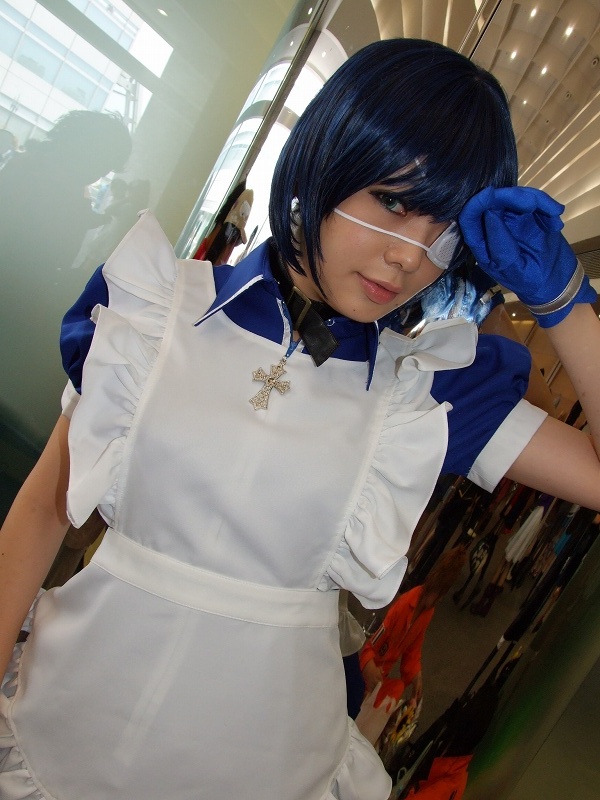 apron blue_hair cosplay eyepatch gloves ikkitousen maid maid_uniform namada photo ryomou_shimei