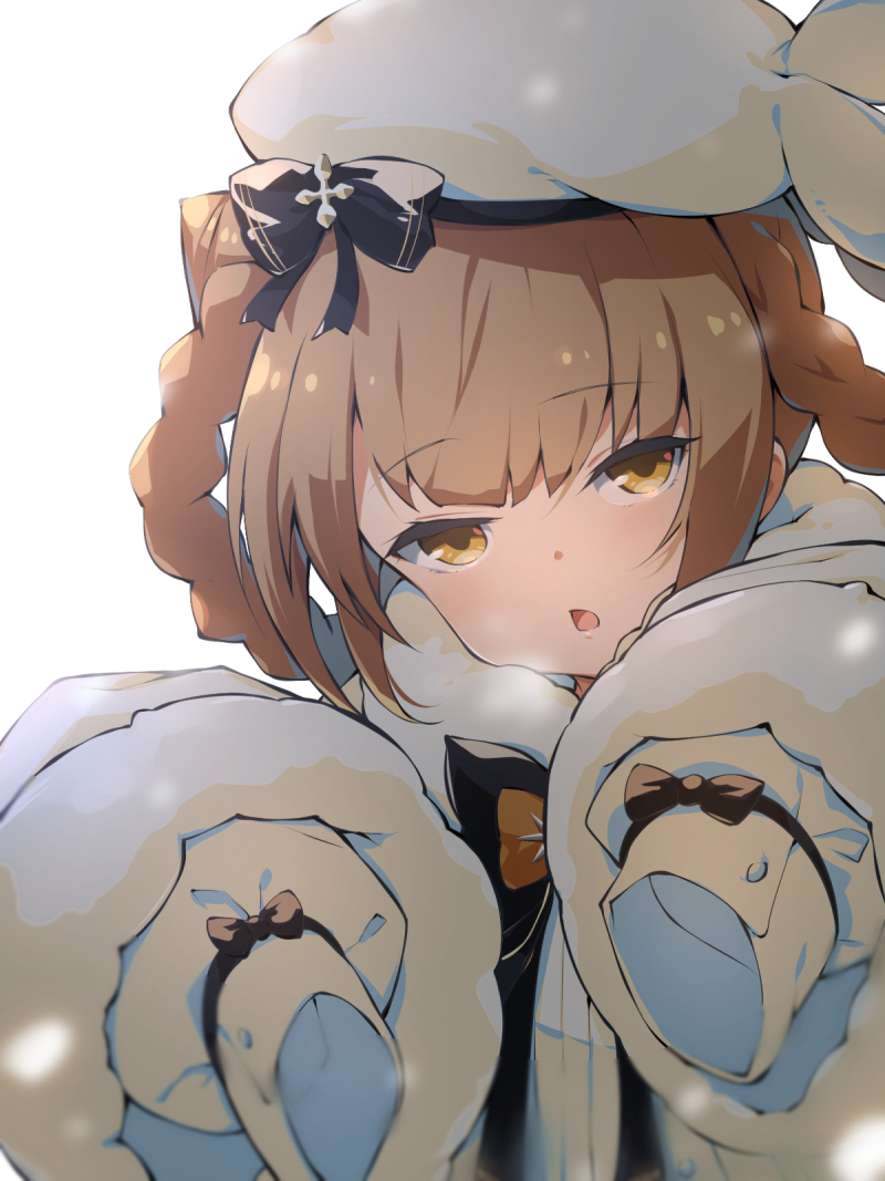1girl azur_lane bangs beret black_bow bow braid eyebrows_visible_through_hair fur-trimmed_sleeves fur_collar fur_trim gremyashchy_(azur_lane) hair_rings hat hat_bow long_sleeves open_mouth short_hair simple_background sleeves_past_fingers sleeves_past_wrists solo upper_body white_background white_headwear yellow_eyes youhei_64d