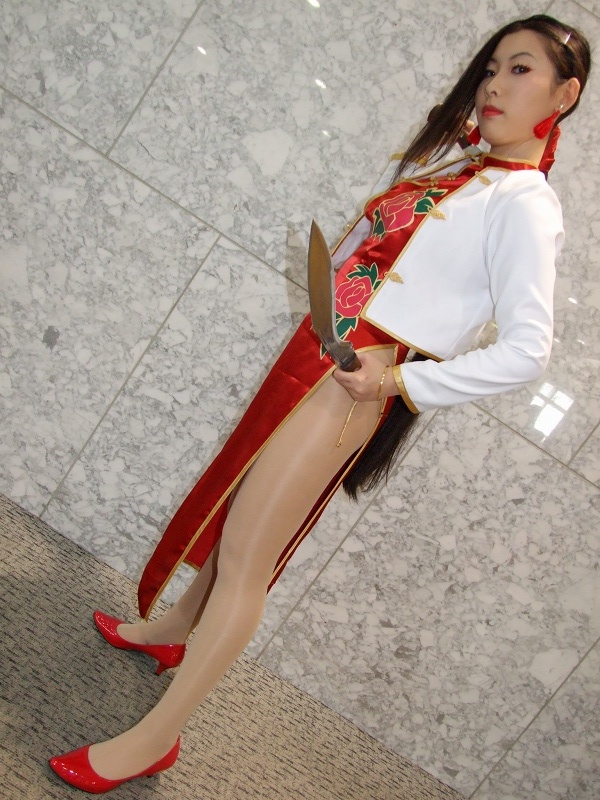 akoda_yae asian black_lagoon chinadress cosplay female girl kukri_knives legs pantyhose photo qipao shenhua women
