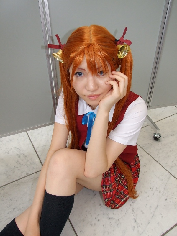 bells cosplay hair_ribbons kagurazaka_asuna knee_socks mahou_sensei_negima photo rou school_uniform twintails