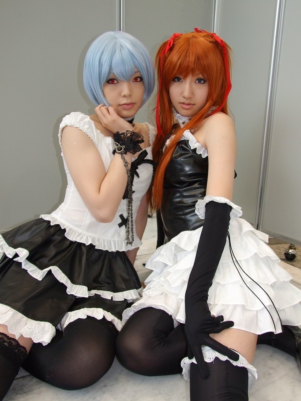 ayanami_rei blue_hair bustier cosplay elbow_gloves hair_ribbons lace leash lingerie namada neon_genesis_evangelion photo red_eyes ruffles saya souryuu_asuka_langley thigh-highs twintails zettai_ryouiki