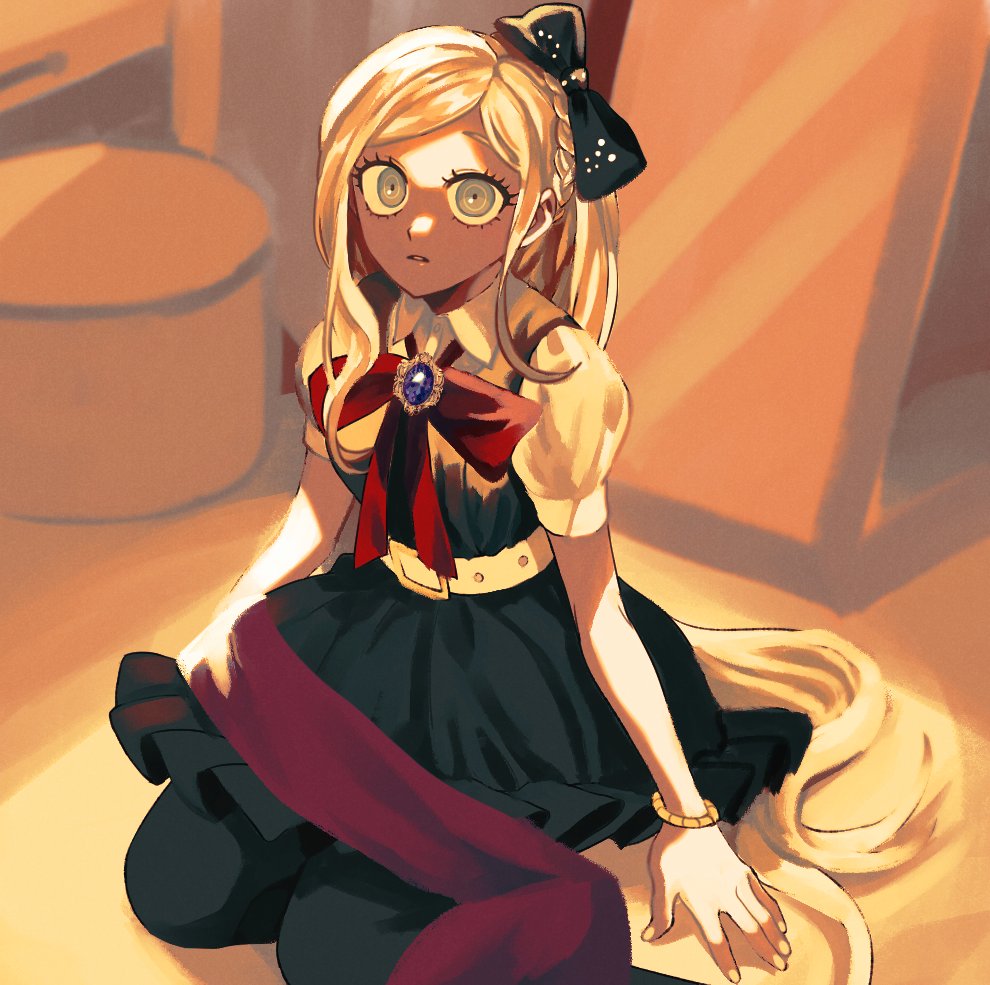 1girl bangs black_bow blonde_hair bong_(0u0bon) bow bracelet braid collared_shirt dangan_ronpa_(series) dangan_ronpa_2:_goodbye_despair dress green_dress grey_eyes hair_bow indoors jewelry long_hair pantyhose parted_lips puffy_short_sleeves puffy_sleeves red_bow shirt short_sleeves sitting smile solo sonia_nevermind teeth white_nails white_shirt yokozuwari